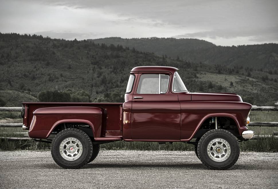 Conversão Do Caminhão Napco | Legacy Classic Trucks | Image