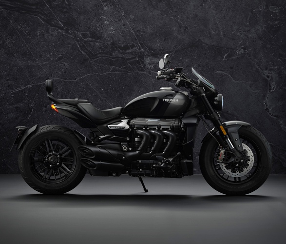 blacked-out-triumph-rocket-3-4.jpg | Image