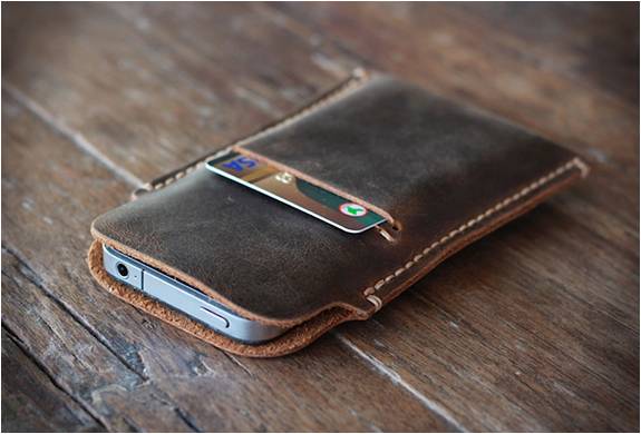 Carteira De Couro Para Iphone 5 - Distressed Leather Iphone 5 Case | Image