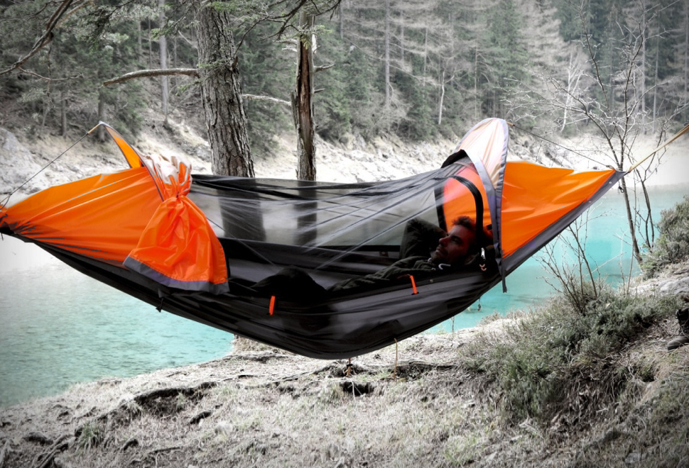Barraca De Acampamento Em Forma De Rede - Flying Tent | Image