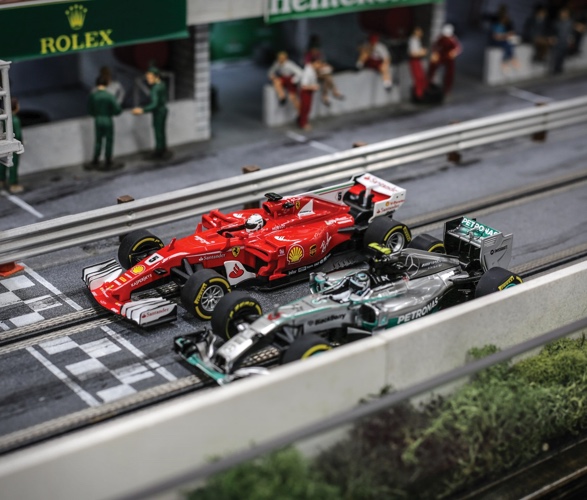 formula-1_slot-car-racetrack-2.jpg | Image