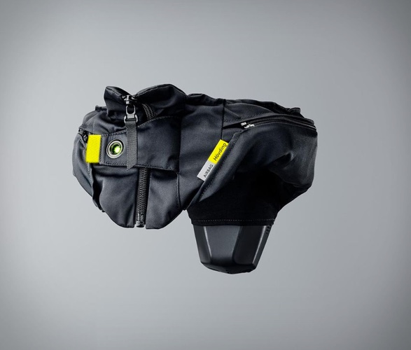 hovding-3-airbag-helmet-3.jpg | Image