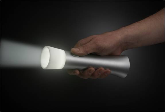 lanterna-trioh-flashlight-3.jpg | Image
