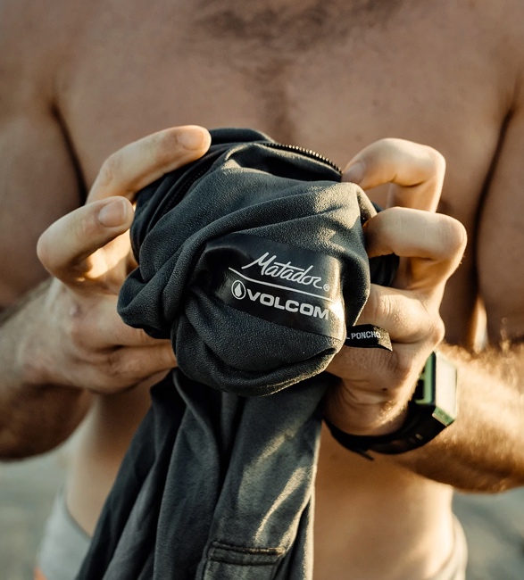 matador-volcom-packable-towel-poncho-2.jpg | Image