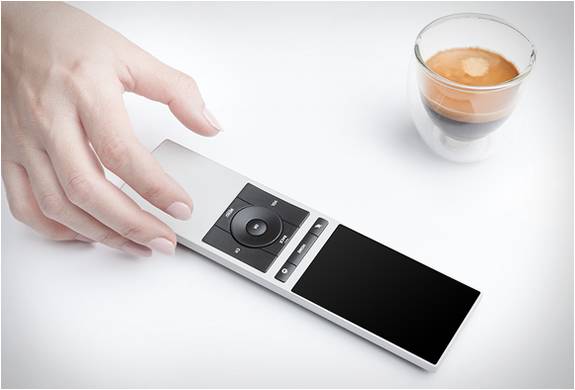 neeo-smart-remote-4.jpg | Image