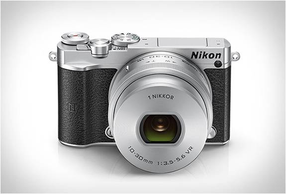 CÂmera Digital Nikon 1 J5 | Image