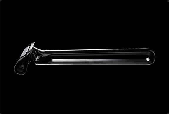 oneblade-razor-3.jpg | Image