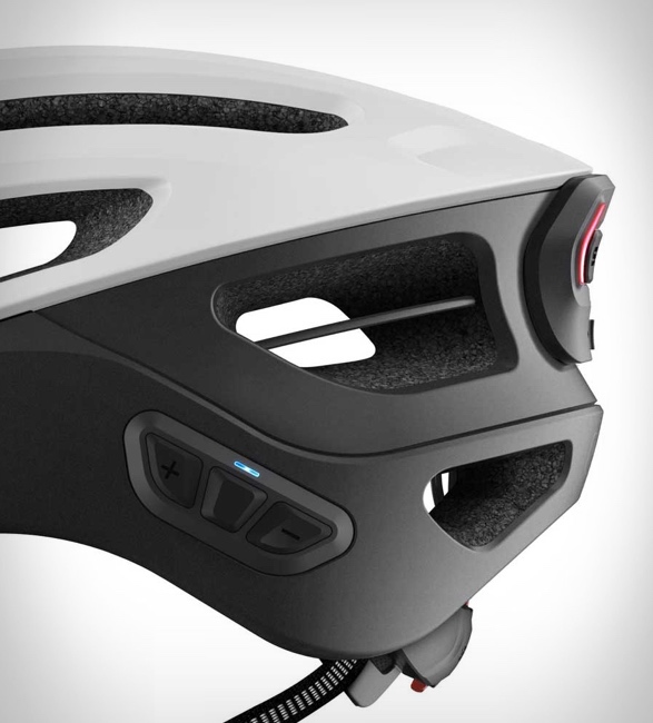 sena-r1-evo-smart-cycling-helmet-3.jpg | Image