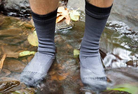 waterproof-crew-socks-3.jpg | Image