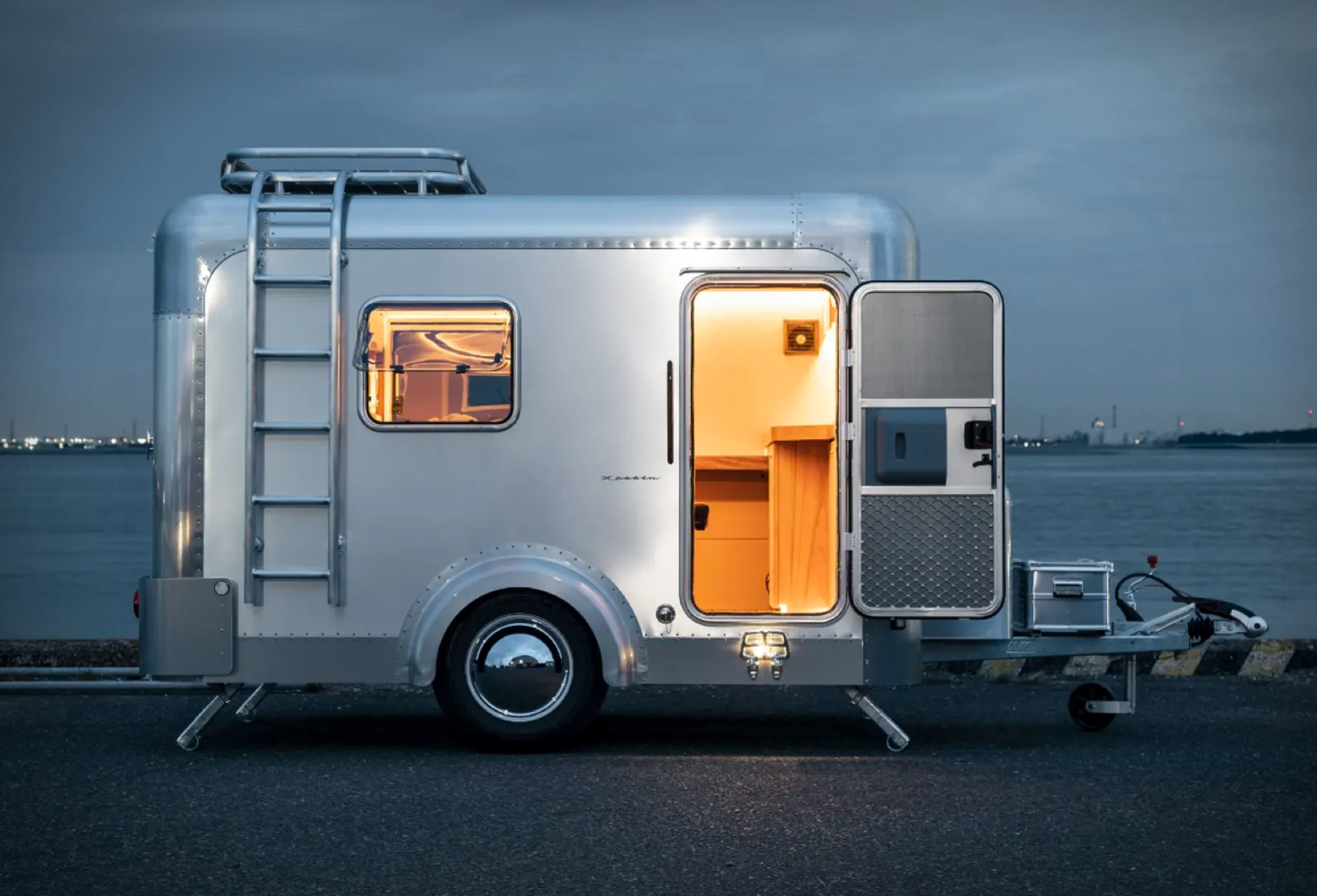 X-cabin Camper: O Trailer De Acampamento De Luxo - Image