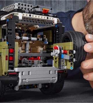 LEGO TECHNIC LAND ROVER DEFENDER - Imagem - 2