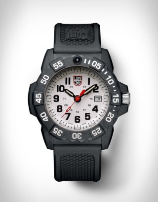 Resistente, poderoso e preciso Relógio LUMINOX NAVY SEAL 3500 SERIES - Imagem - 4