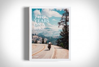 O Livro Dois anos em uma bicicleta - TWO YEARS ON A BIKE